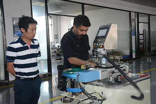 巴基斯坦珠宝商考察中国首饰设备厂 智能转型与人脸识别技术成亮点