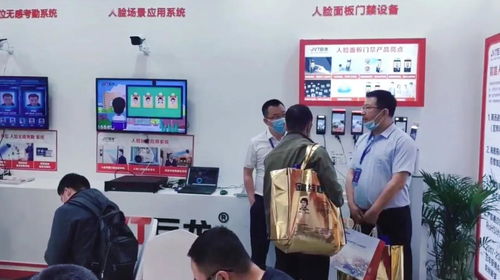安防展首日爆款亮相 巨龙无感人脸识别设备引领市场热潮